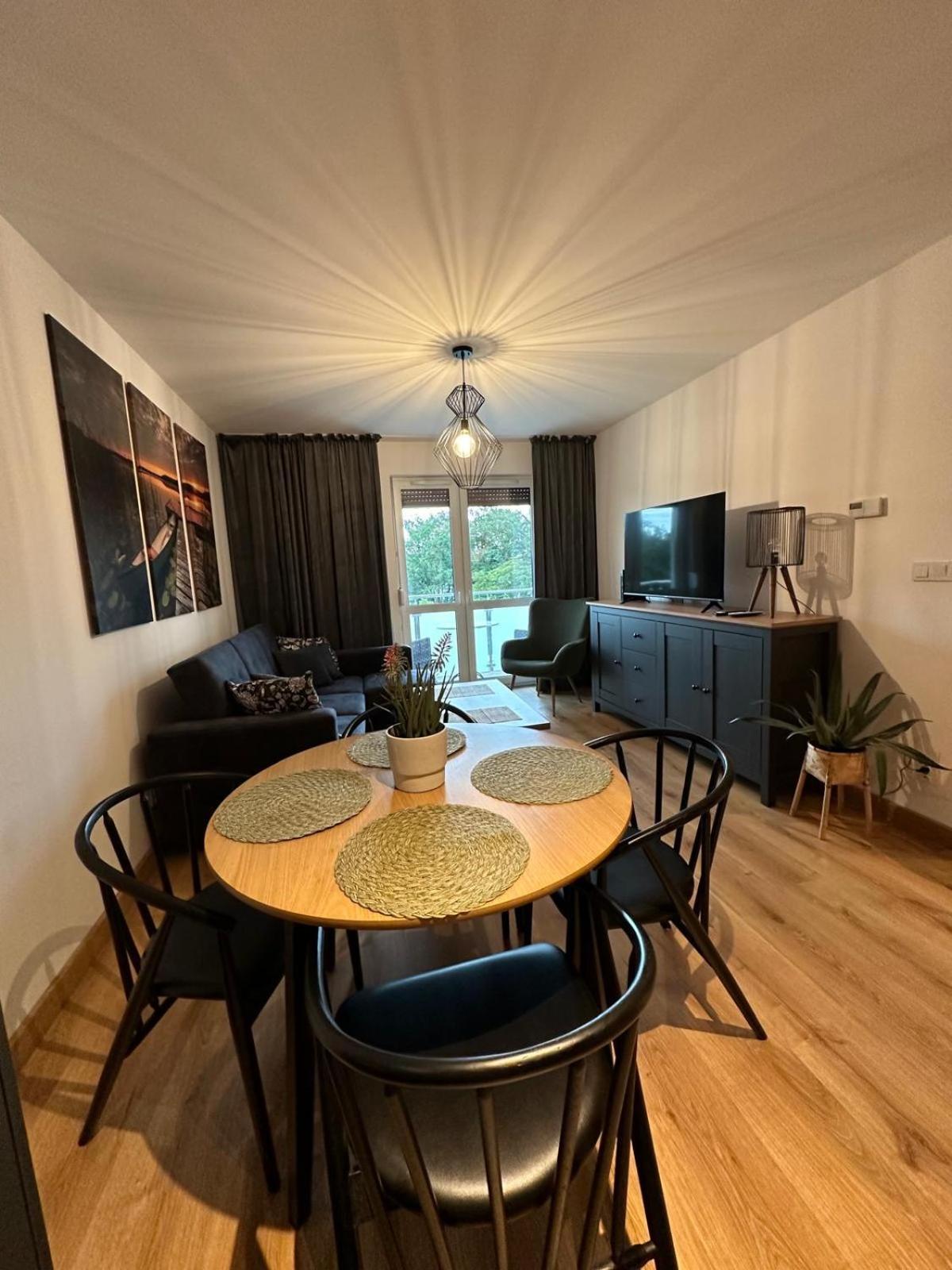 Apartament 25 Rowery, Spacery W Dolinie Baryczy - 5D Apartamenty Milicz Dış mekan fotoğraf